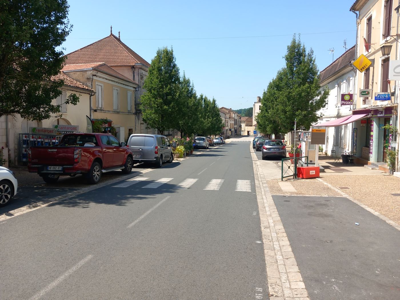 Villamblard High Street near the Dordogne gite