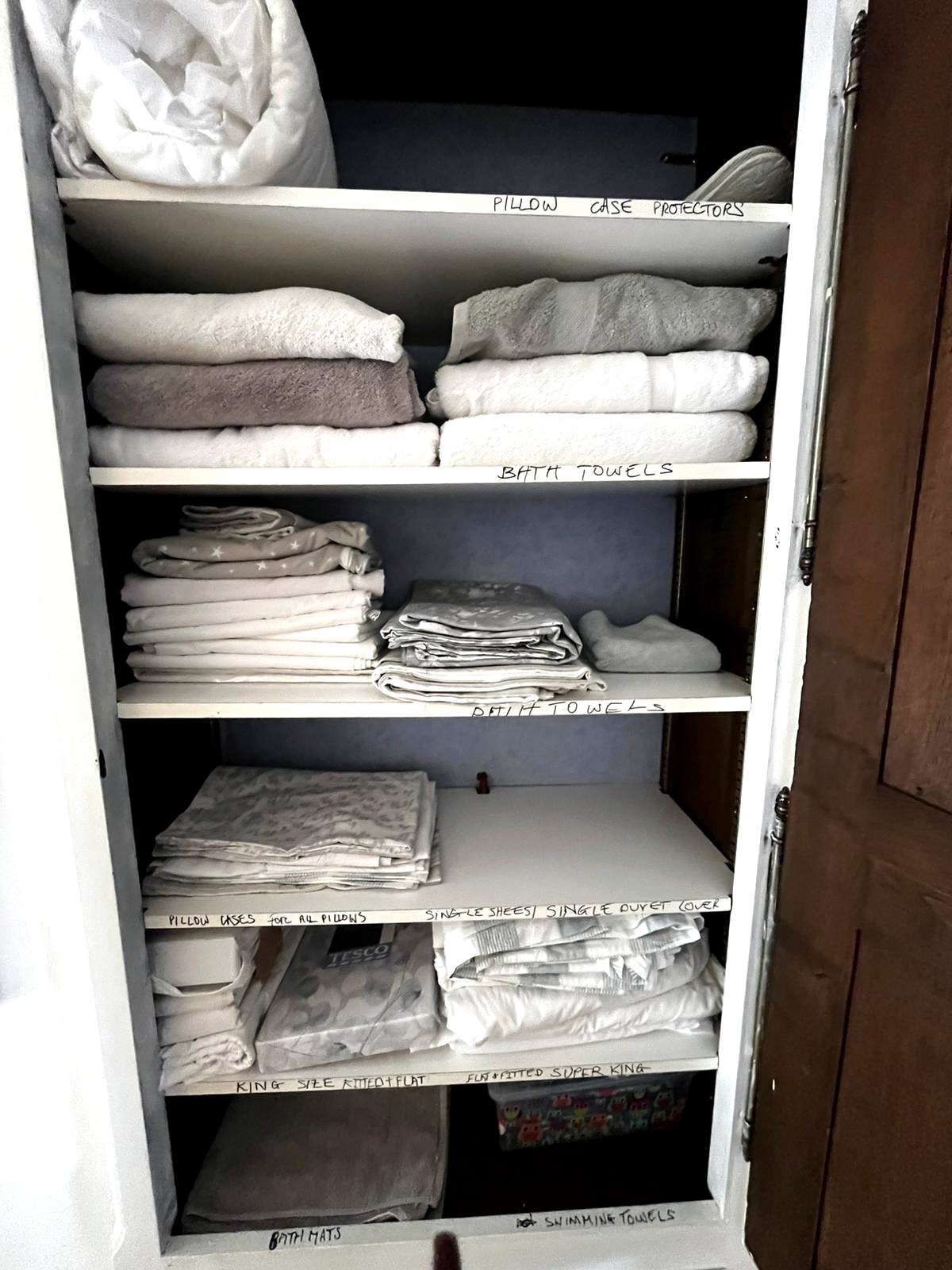 Guest linen and towels cupboard